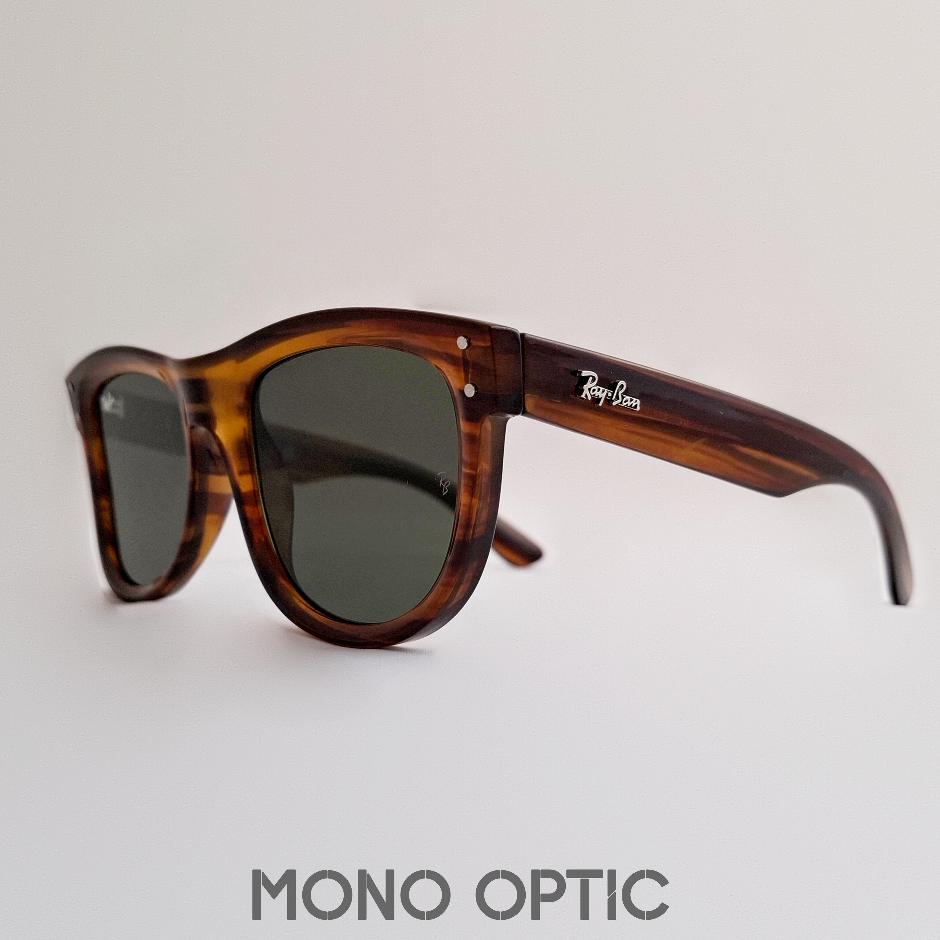 عینک آفتابی یونیسکسRay Ban Reverseکد0501های کوالیتی سایز۲