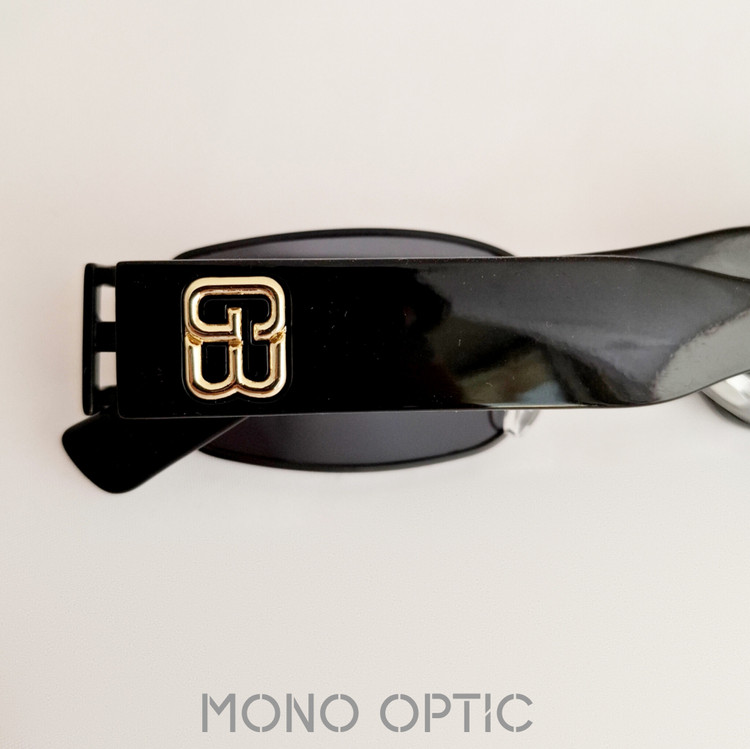 عینک آفتابی یونیسکسGENTLE MONSTERکد۸۰۳۲ پیرسینگدار